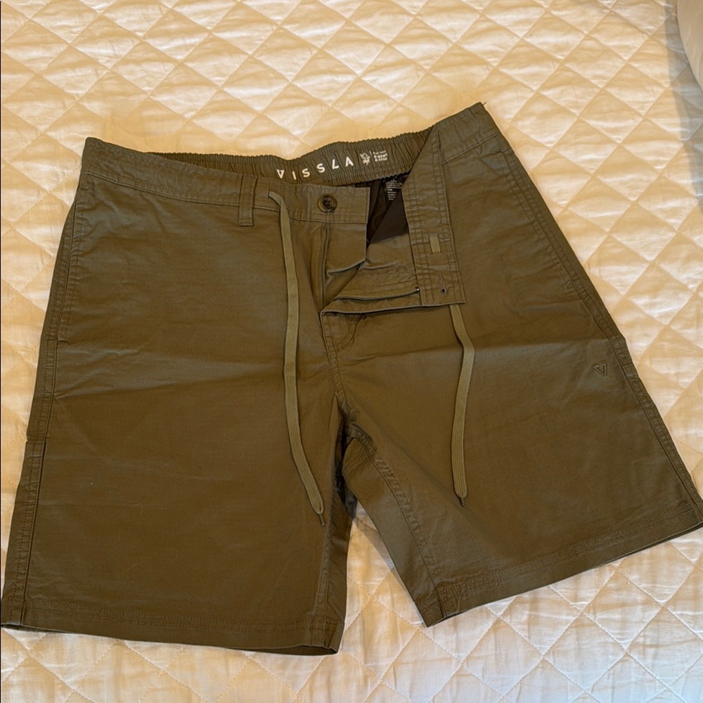 Vissla Men's Olive Shorts NWOT